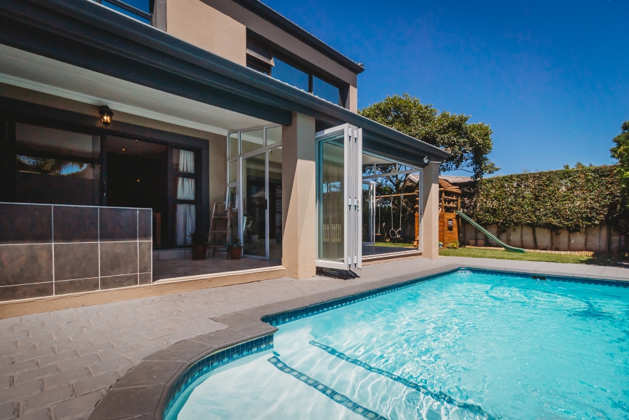 5 Bedroom Property for Sale in Panorama Western Cape